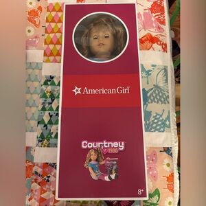 Courtney 1986 American Girl Doll like new in box ears pierced